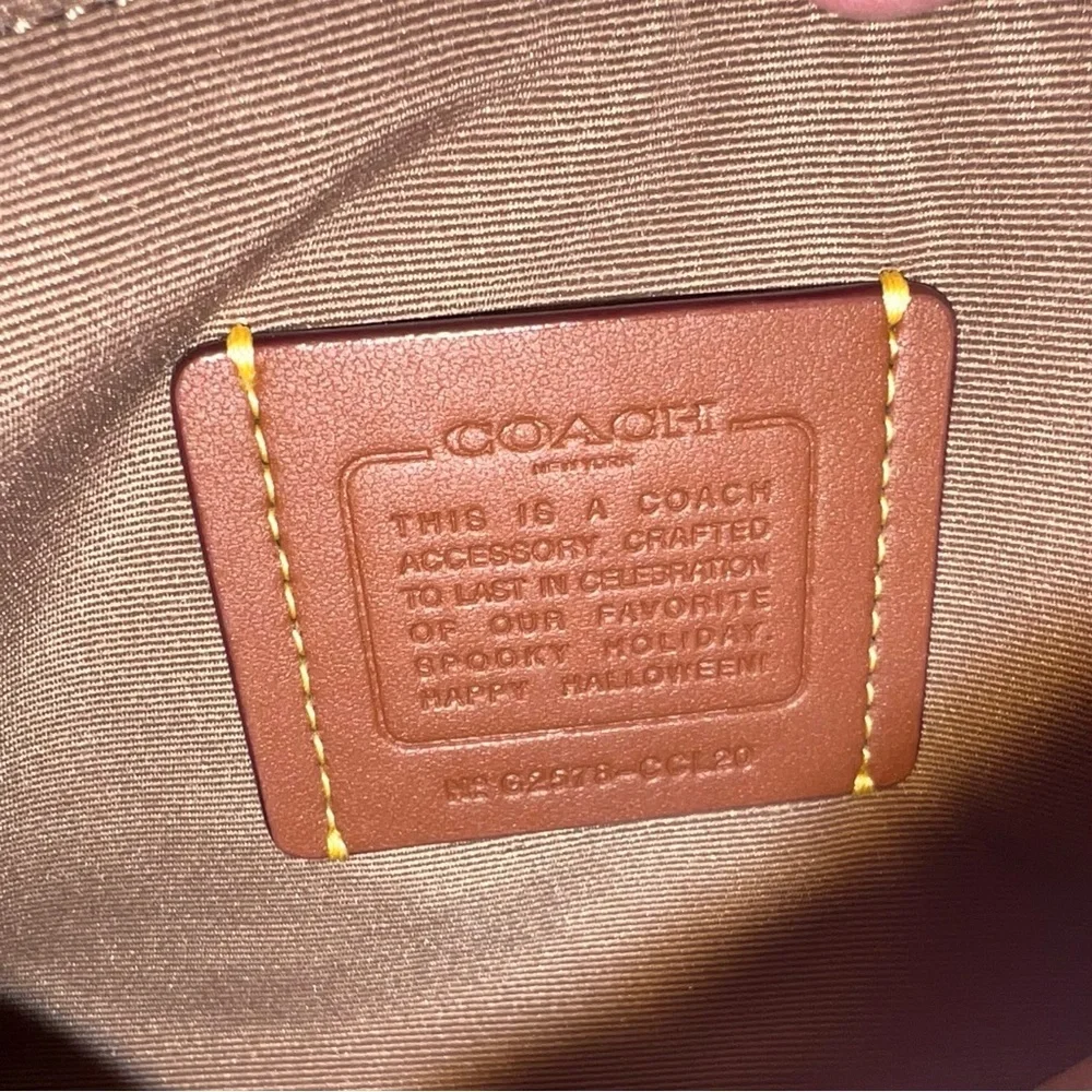 COACH Halloween Corner Zip Wristlet In Signature Canvas w Pumpkin Print CCL20 - Picture 6 of 8